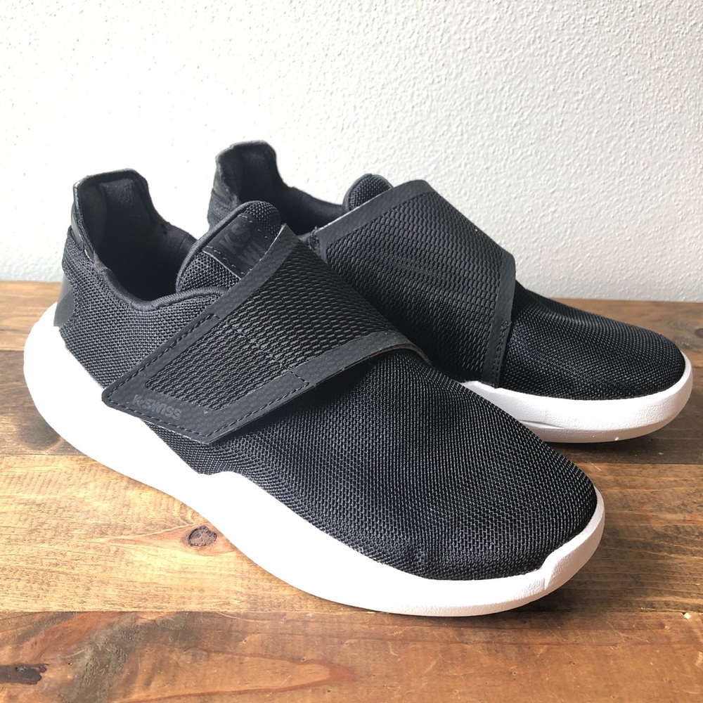Woman’s K-Swiss Tornado Trainer Shoe